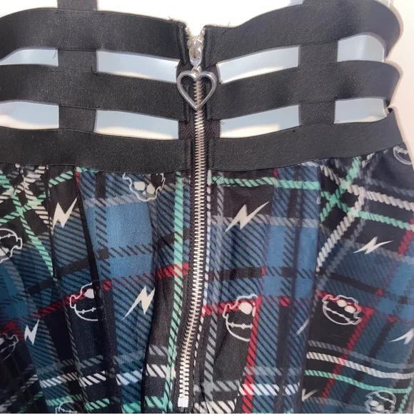 Monster High Frankie Stein Her Universe Dress Medium Skulls Goth Suspenders Cage - Picture 7 of 11